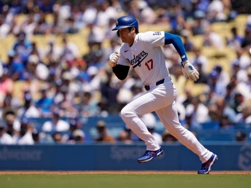 MLB》大谷翔平變身「腿哥」！單場2盜壘　明星賽前「20轟+20盜」寫神紀錄