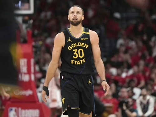 NBA》生涯第11次獲選年度最佳陣容 柯瑞追平喬丹次數