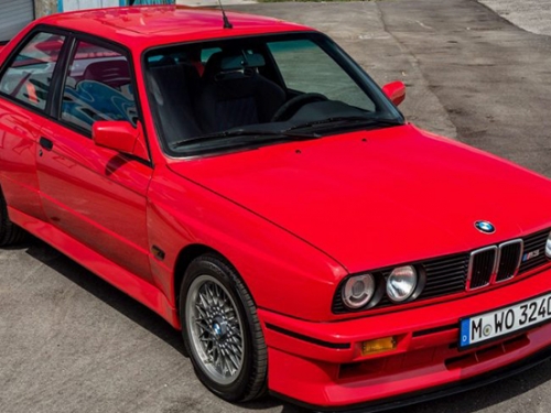 700萬想買哪輛寶馬？限量600輛的 BMW E30 M3 EVO3 差不多就是這價碼！