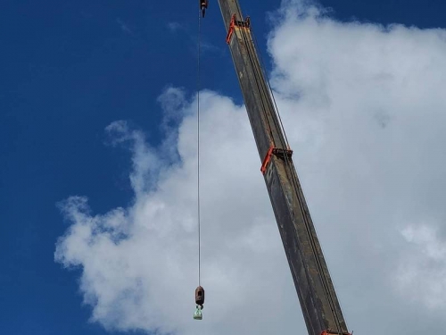 您的餐點即將用吊車送達！ 工地日常