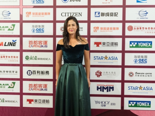 海碩盃／葛蘭喬安娜氣質優雅　選手之夜台小將盛裝不輸人