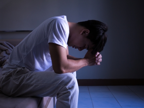 35歲男想偷吃 岳母穿薄紗睡衣太性感 他凍未條：只是小意外