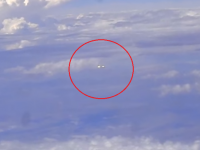 《MUFON目擊精選：在新墨西哥州上空的飛機上拍到UFO》