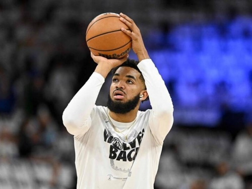 NBA》無預警被送到尼克 湯斯坦言：超震驚