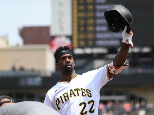 MLB》締造生涯2000安里程碑 「海賊王」想起年少天真的自己
