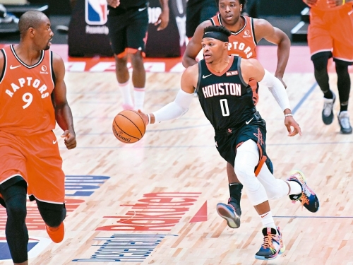 NBA／衛少挺身逆轉暴龍 報一「箭」之仇