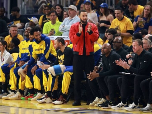 NBA季後賽》勇士瀕臨淘汰讓他提早回歸？柯瑞親曝G5復出可能性