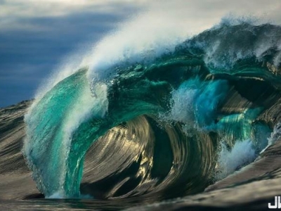 有生命的海 攝影師鏡頭捕捉波濤動態