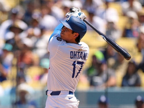MLB》昨深夜才到家...今先發4局8K又開轟 道奇老將羅哈斯讚嘆大谷翔平