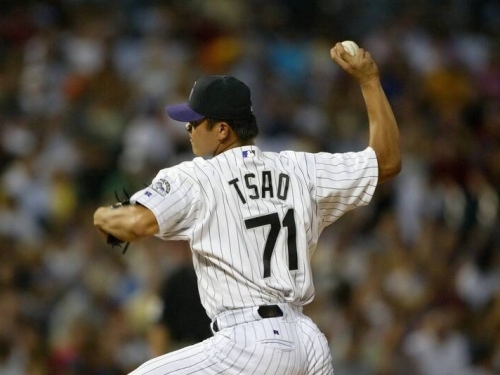 MLB》台灣投手大聯盟初登板與首勝 都在鄧愷威明先發的庫爾斯球場