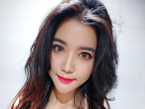 最性感醫美師「莎莎 Lisa」爆乳諮詢　火辣影片讓人睡不著！