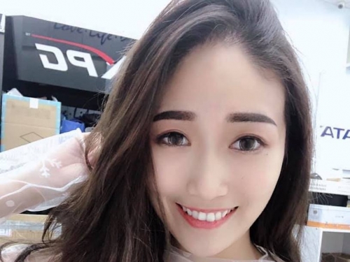 性感的S曲線！正妹daddykuma事業線好強大，一看會就深深著迷！