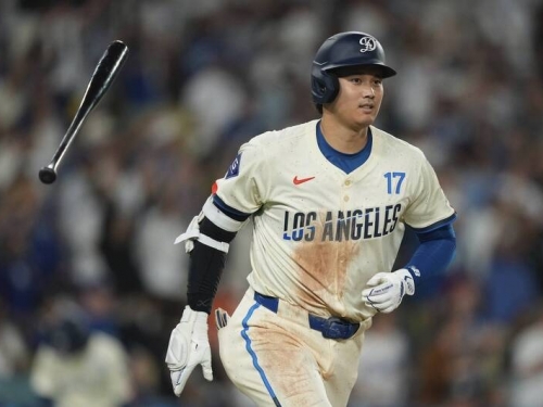 MLB》狂轟猛炸！大谷翔平本季第53轟出爐 並列國聯全壘打王