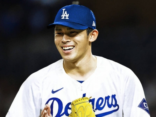 MLB》道奇老大哥大方讓背號！ 佐佐木朗希穿11號展開旅美生涯