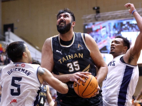 IG抨擊T1裁判不公！　獵鷹布拉遭聯盟罰款2.5萬