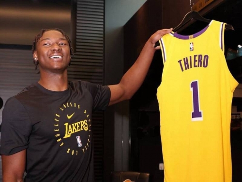 NBA》合約竟比布朗尼低！湖人簽下36順位側翼前鋒 3年1.7億加盟