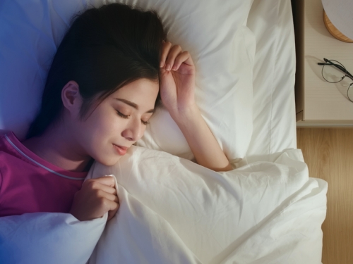 少睡1小時要4天才能補回來？專家揭補眠「2原則」