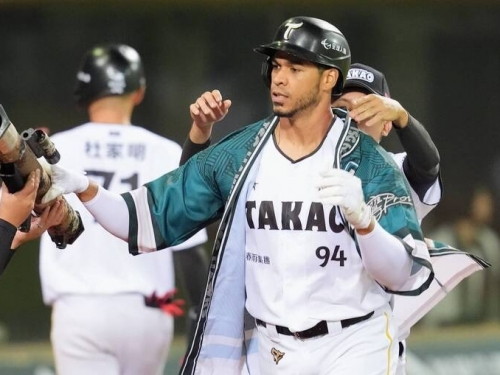 中職》來台狂敲33轟 魔鷹「炸裂勝利指數」飆高