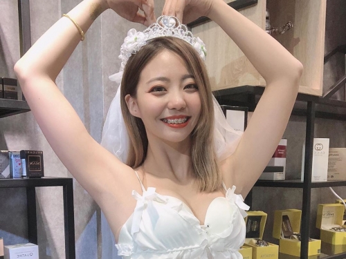 翹美臀性感舞孃－樂樂Hanna
