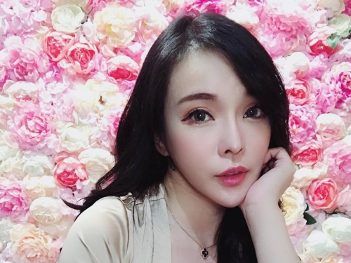巨乳正妹「Jocelyn Kao牛奶兒」淘寶寄錯衣服意外變最強戰服！