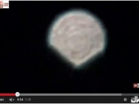神秘的扇貝型UFO？西伯利亞一男子拍攝下來，視頻網上熱傳！