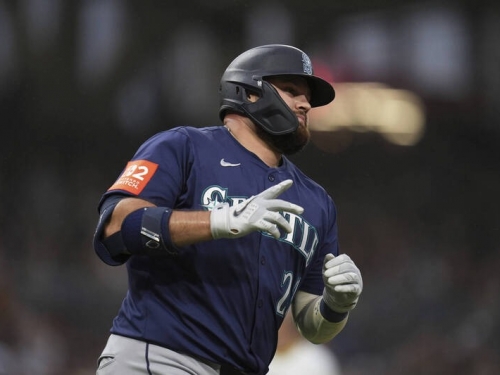 MLB》遭水手釋出後加盟遊騎兵 116轟左打重砲將重回大聯盟