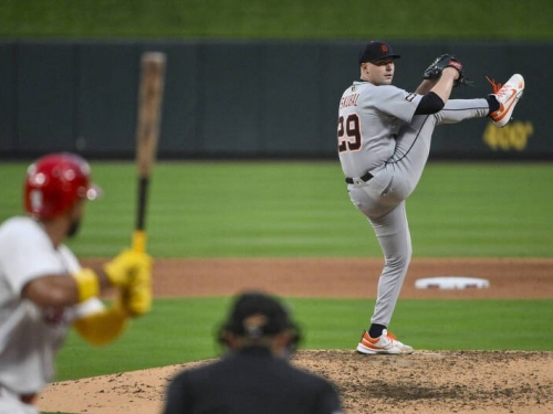MLB》史庫柏爾吞生涯首次投手犯規 對戰紅雀大展K功登美聯三振王