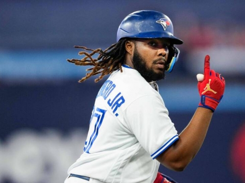 MLB》本季主場首轟等了73天 小葛雷諾終於開胡成第371人
