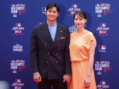 MLB明星賽》大谷與愛妻真美子走紅毯 「這場秀的主角不是我...」