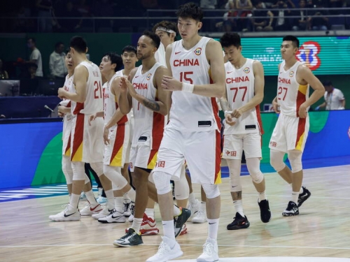 男籃世界盃》有NBA歸化也沒用！中國隊小組賽全輸 慘寫33年來最差成績