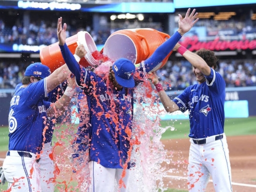 MLB》差1球上演神級「Maddux」 藍鳥王牌高斯曼完封太空人