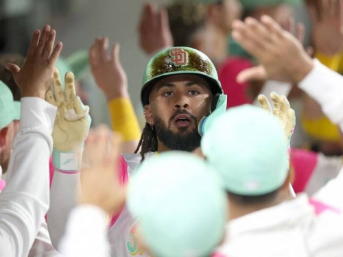 MLB》教士小塔提斯滿貫砲淘汰響尾蛇！2隊搶國聯最後1張季後賽門票