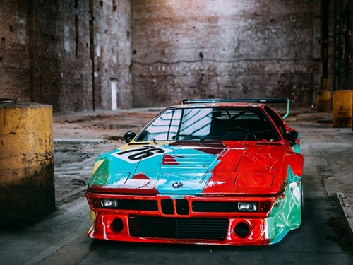 每一張都想當桌布...BMW攝影大賽冠軍作：廢棄工廠裡的 BMW M1 by Andy Warhol