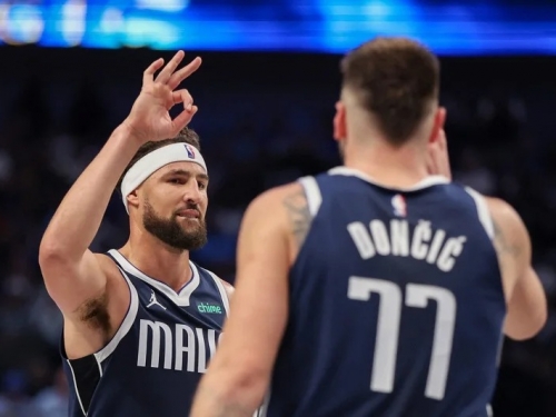 NBA》唐西奇傳完球就回頭慶祝 湯普森：還好我沒搞砸