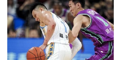 CBA／豪又掛彩！血染球衣飆24分