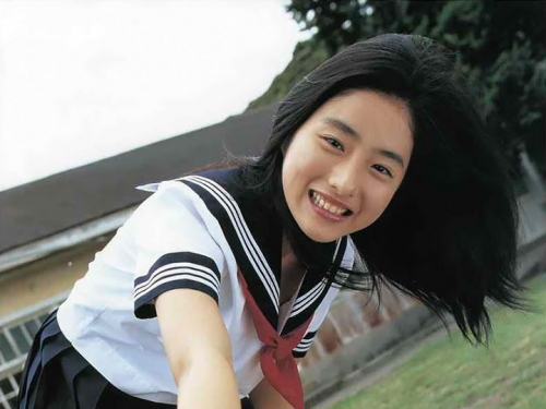 睽違6年「石原里美」以小女人姿態迎來輕熟性感！女神終於大解放…