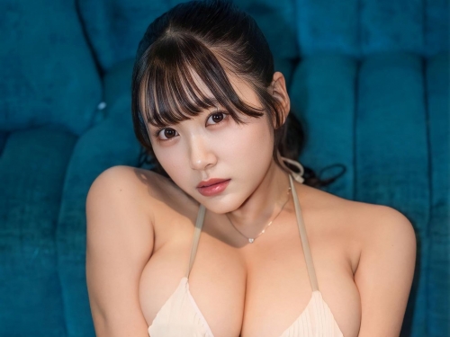 I罩杯巨乳姊姊「姬咲華」根本深水炸彈！強勢出席「史上最大泳池攝影會」！