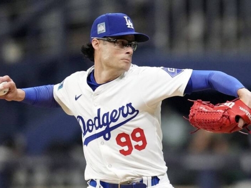 MLB》37歲後援火球男凱利有望重返衛冕軍道奇？主帥羅伯斯回應了