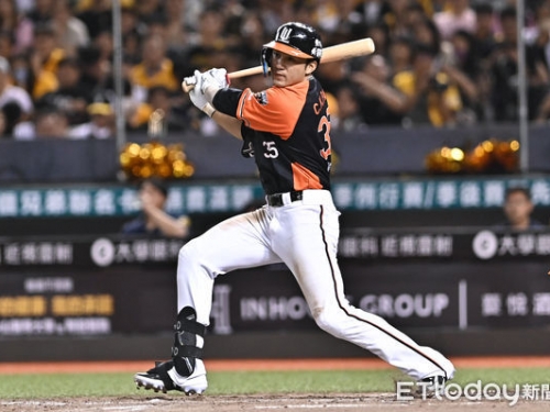 統一獅拉尾盤氣走樂天　達陣隊史1900勝