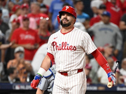 MLB季後賽》費城人三連星合計21支2 國聯全壘打王史瓦伯：這不是不努力...