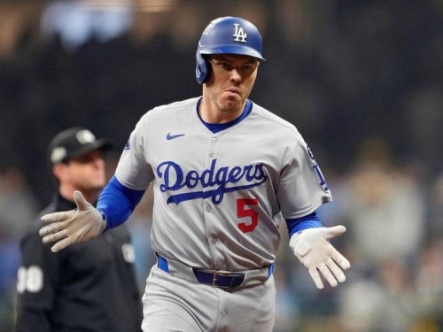 國聯冠軍賽》仰角45度還不是最高！道奇佛里曼超高全壘打寫特殊紀錄