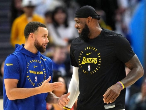 NBA》詹皇、柯瑞對決「看一次少一次」 哈登喊話球迷：好好珍惜