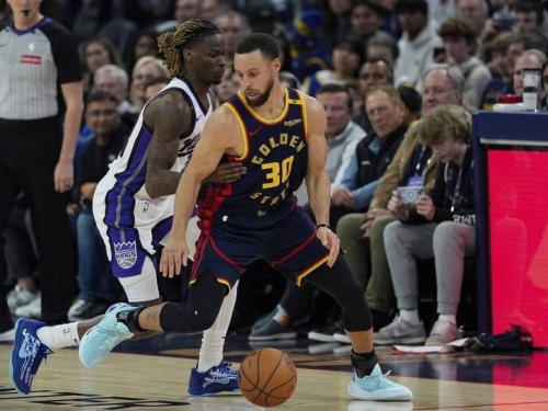 NBA》柯瑞4千顆三分球達標 勇士打爆國王奪6連勝