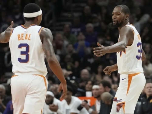 NBA》太陽5連敗後雙星回歸救火 杜蘭特、比爾明天復出