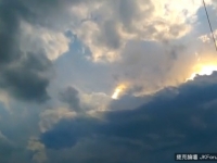 神秘現象惹爭議 網友：這是外星人吧
