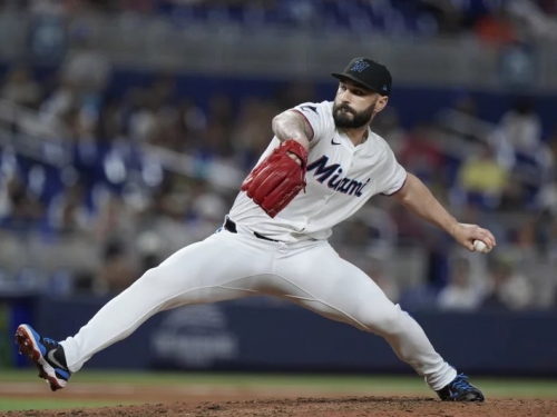 MLB》只能用半季也要拚 教士大手筆出4新秀換馬林魚守護神