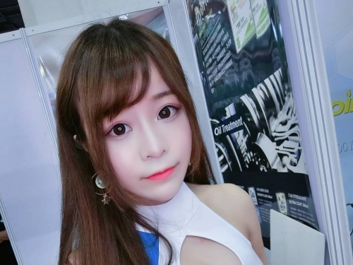 甜美女友系正妹「TAIN 菲菲」讓人戀愛　一雙大眼彷彿有十萬伏特電力