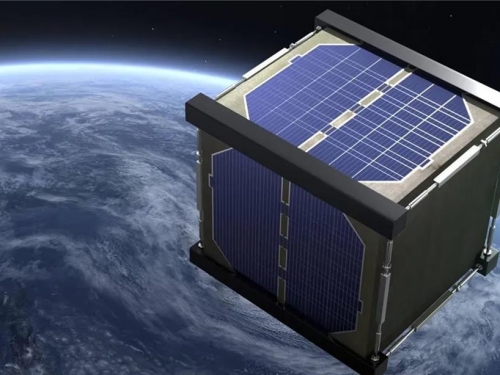 日本研發「木製衛星」！防太空衛星殘骸汙染