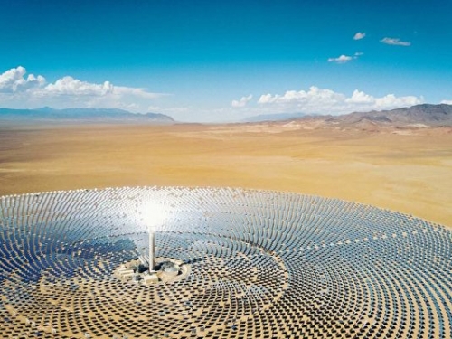 太陽能技術新突破：達逾千度高溫可煉鋼