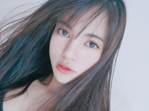 「大馬妹」顏值爆表！外表清純內在「胸狠」…果然是「混」過的狠角色